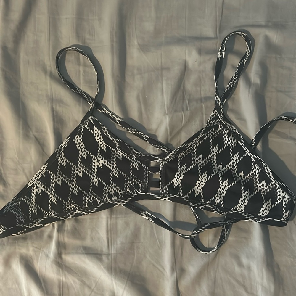 Jolyn Tomcat bikini top